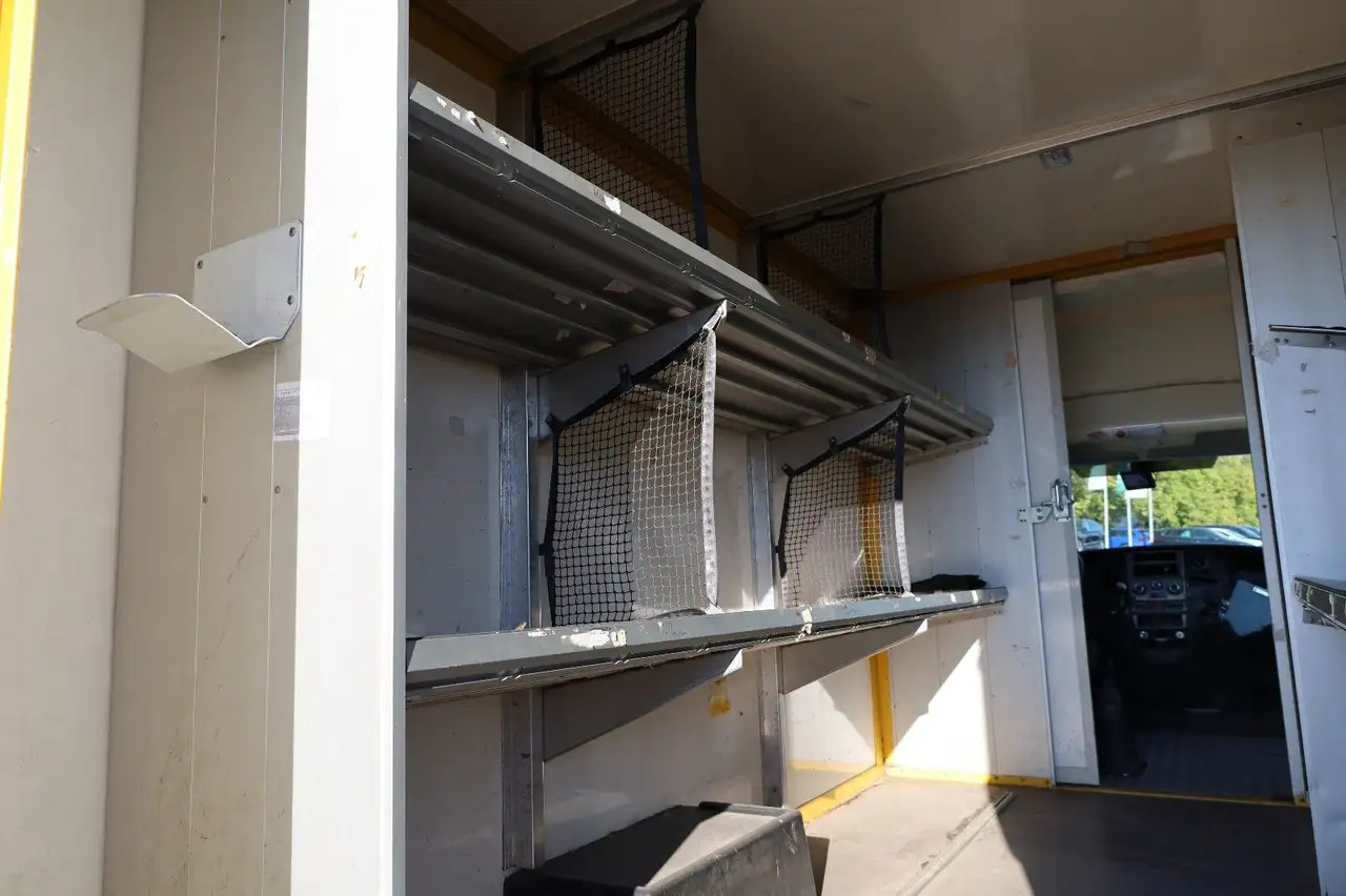 الشاحنات الصغيرة صندوق مغلق Iveco Daily/ Regalsystem/Luftfeder/KURZ/1. Hand: صور 9