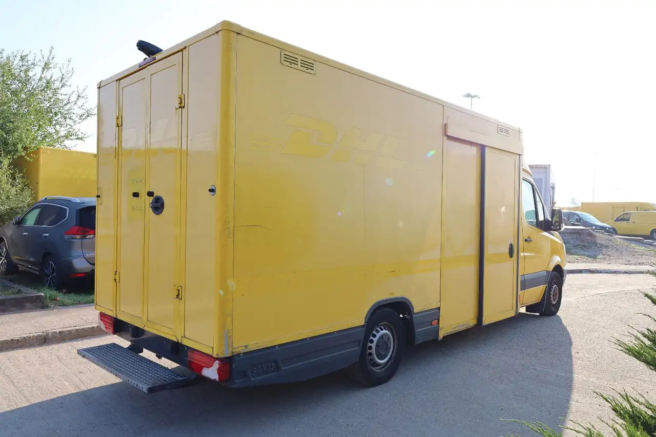 Mercedes-Benz Sprinter II Pritsche/ Koffer/Regalsystem - الشاحنات الصغيرة صندوق مغلق: صور 3 Mercedes-Benz Sprinter II Pritsche/ Koffer/Regalsystem - الشاحنات الصغيرة صندوق مغلق: صور 3