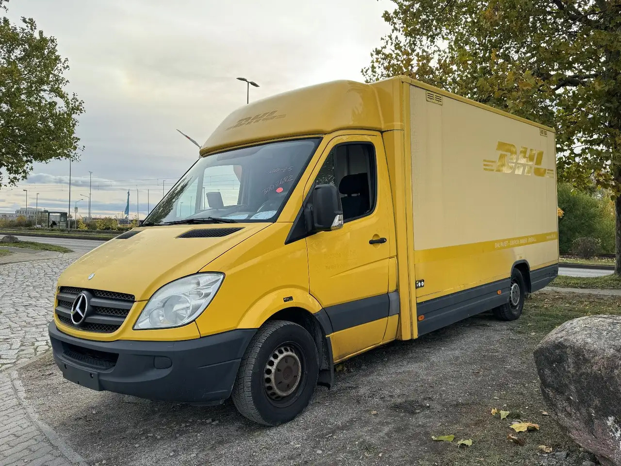 Mercedes-Benz Sprinter II Pritsche/ Koffer/Regalsystem - الشاحنات الصغيرة صندوق مغلق: صور 2 Mercedes-Benz Sprinter II Pritsche/ Koffer/Regalsystem - الشاحنات الصغيرة صندوق مغلق: صور 2