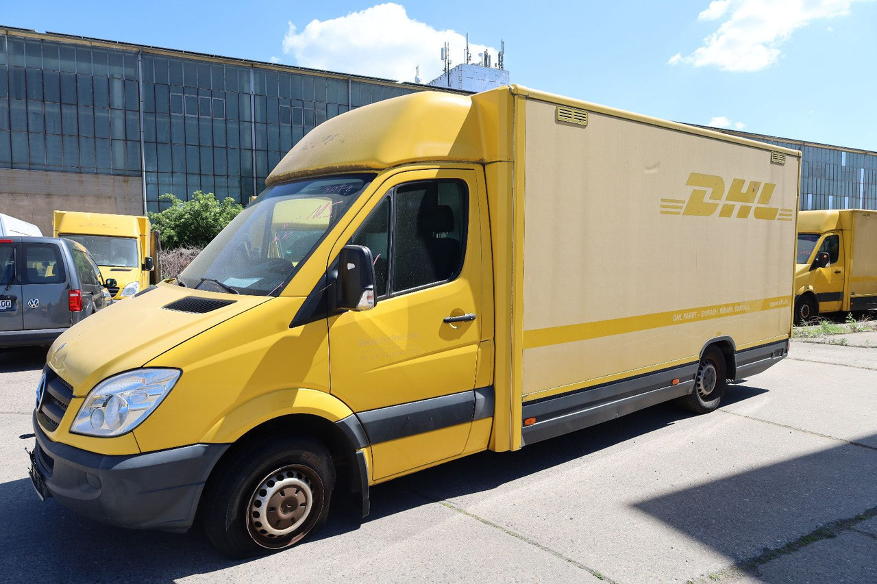 Mercedes-Benz Sprinter/ Koffer/Regalsystem/Motorschaden - الشاحنات الصغيرة صندوق مغلق: صور 2 Mercedes-Benz Sprinter/ Koffer/Regalsystem/Motorschaden - الشاحنات الصغيرة صندوق مغلق: صور 2