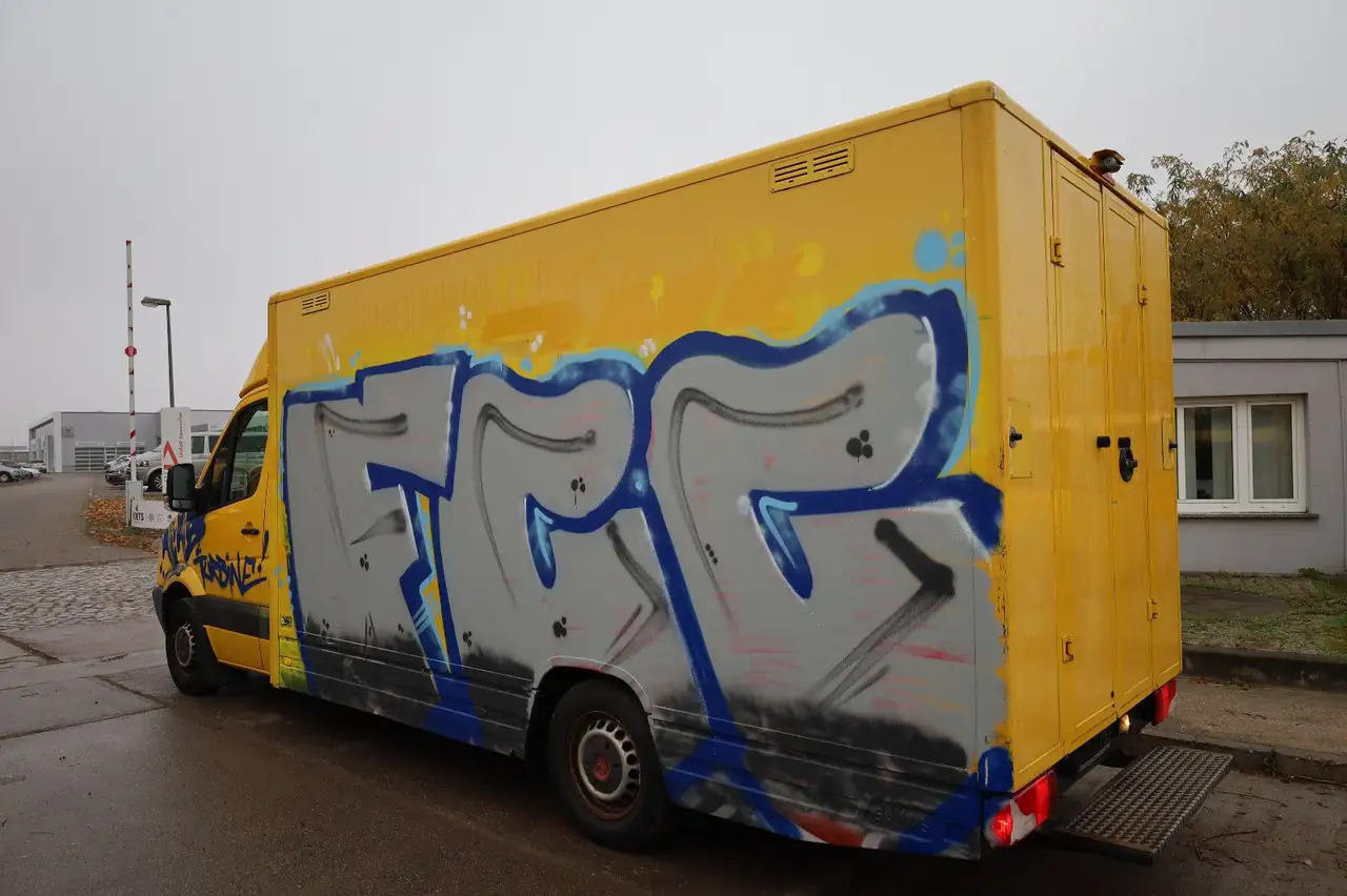 Mercedes-Benz Sprinter/ Koffer/Regalsystem - الشاحنات الصغيرة صندوق مغلق: صور 3 Mercedes-Benz Sprinter/ Koffer/Regalsystem - الشاحنات الصغيرة صندوق مغلق: صور 3