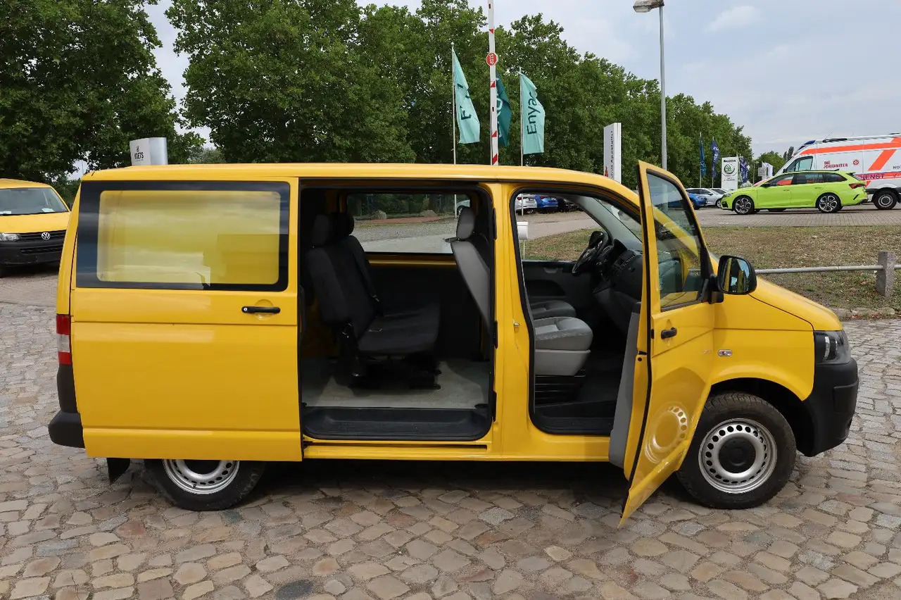 Volkswagen T5 Transporter Kasten-Kombi 2.0 TDI/EU5/5-Sitze - سيارة: صور 2 Volkswagen T5 Transporter Kasten-Kombi 2.0 TDI/EU5/5-Sitze - سيارة: صور 2