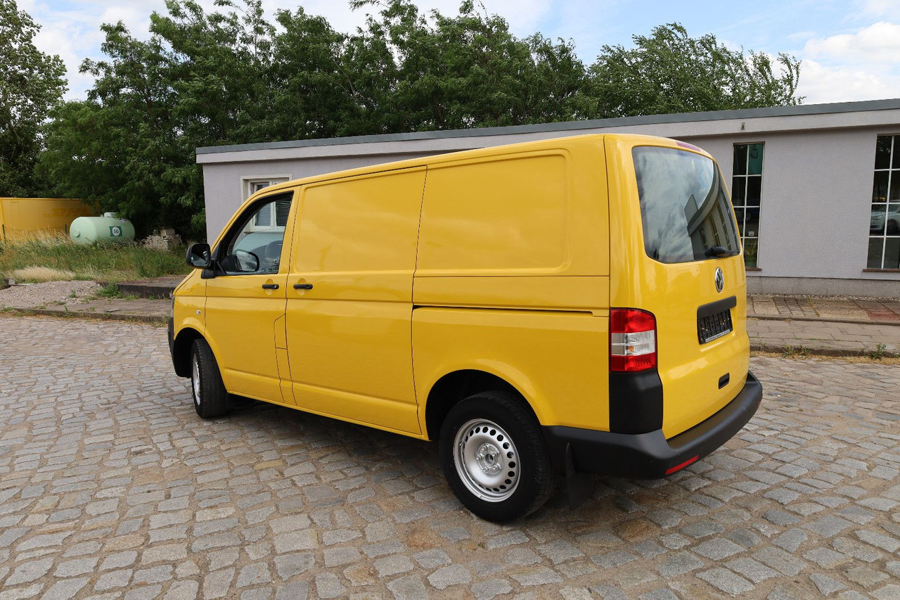 Volkswagen T5 Transporter Kasten-Kombi 2.0 TDI/EU5 - فان المدمجة: صور 3 Volkswagen T5 Transporter Kasten-Kombi 2.0 TDI/EU5 - فان المدمجة: صور 3