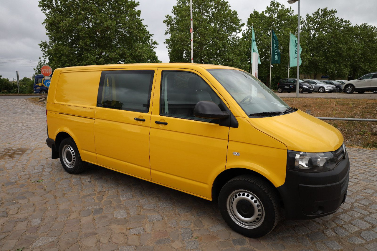 Volkswagen T5 lang Transporter Kasten-Kombi 2.0 TDI/EU5 - فان المدمجة: صور 4 Volkswagen T5 lang Transporter Kasten-Kombi 2.0 TDI/EU5 - فان المدمجة: صور 4