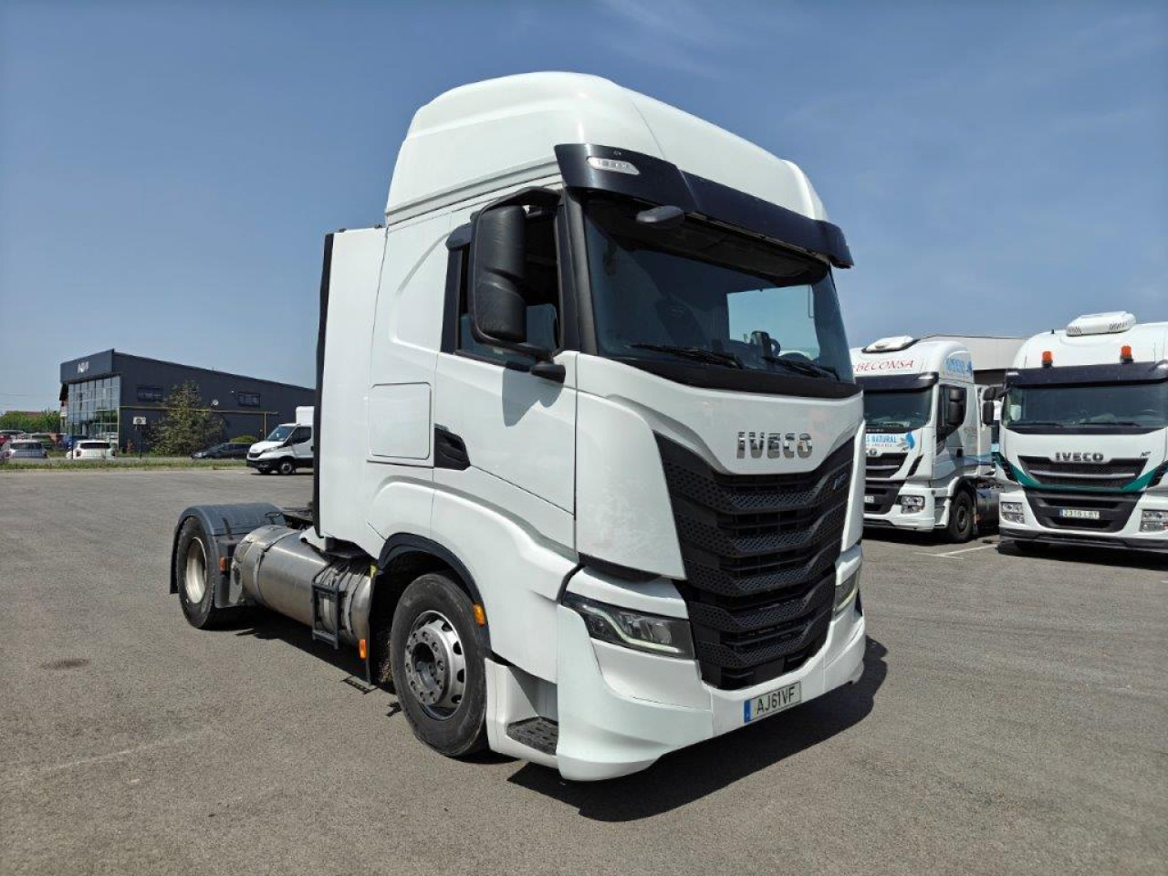 IVECO Stralis AS440S46T/P2LNG Euro6 Intarder Klima - شاحنة جرار: صور 1 IVECO Stralis AS440S46T/P2LNG Euro6 Intarder Klima - شاحنة جرار: صور 1