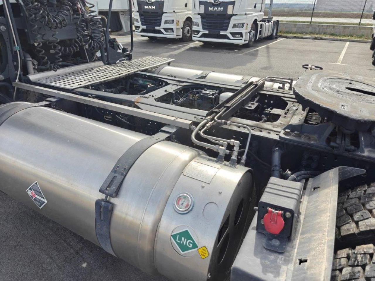 IVECO Stralis AS440S46T/PLNG Intarder Klima Luftfeder ZV - شاحنة جرار: صور 2 IVECO Stralis AS440S46T/PLNG Intarder Klima Luftfeder ZV - شاحنة جرار: صور 2