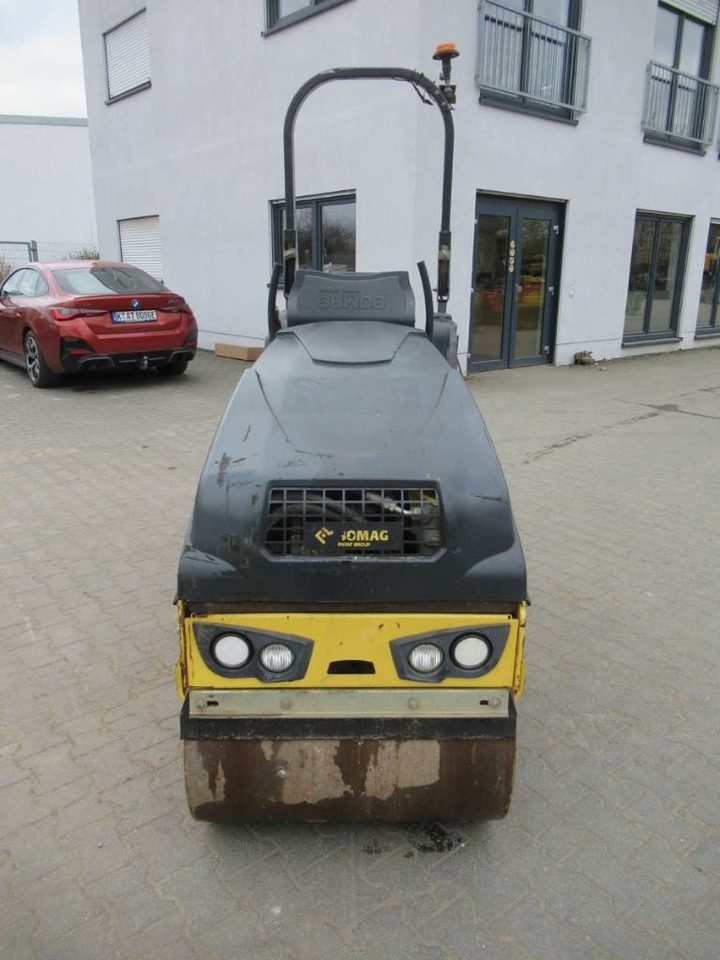 Bomag BW 80 AD-5 - مدحلة الأسفلت: صور 3 Bomag BW 80 AD-5 - مدحلة الأسفلت: صور 3