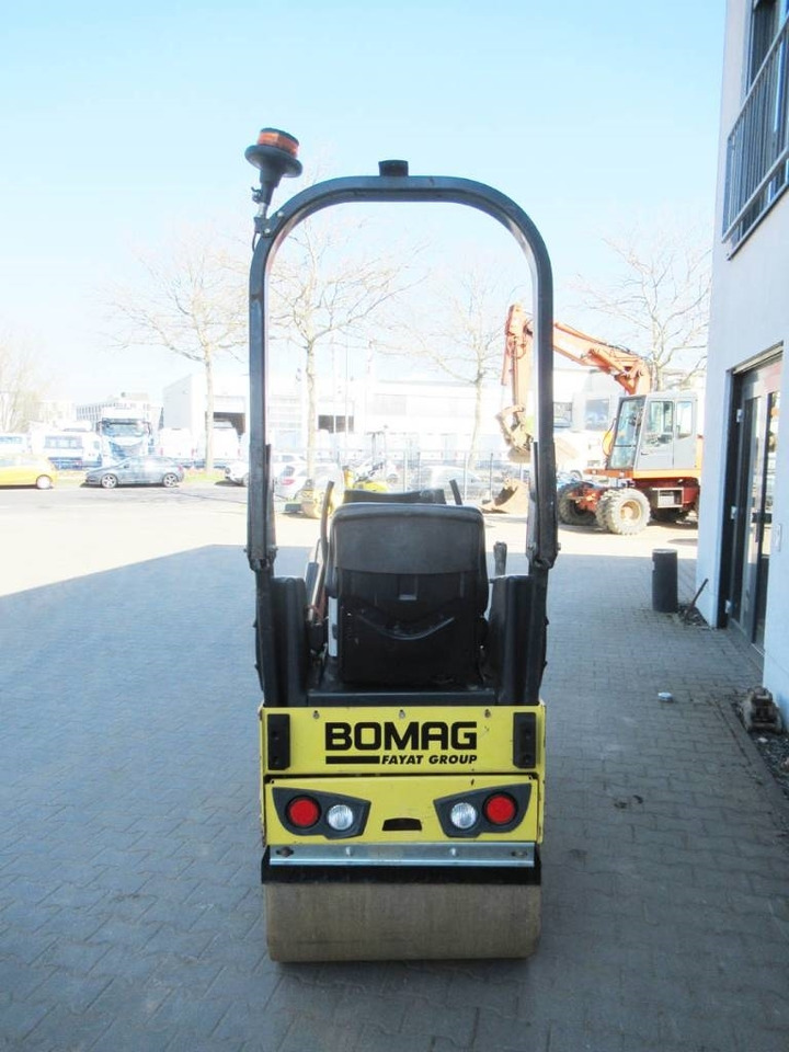 Bomag BW 80 AD-5 - مدحلة الأسفلت: صور 4 Bomag BW 80 AD-5 - مدحلة الأسفلت: صور 4
