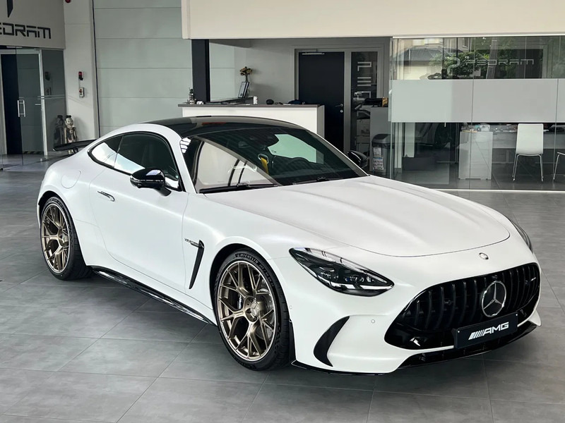 تأجير Mercedes-Benz AMG GT GT63 4MATIC+***NIGHT PAKKET**AERO+BURM*NEW 2025* Mercedes-Benz AMG GT GT63 4MATIC+***NIGHT PAKKET**AERO+BURM*NEW 2025*: صور 15