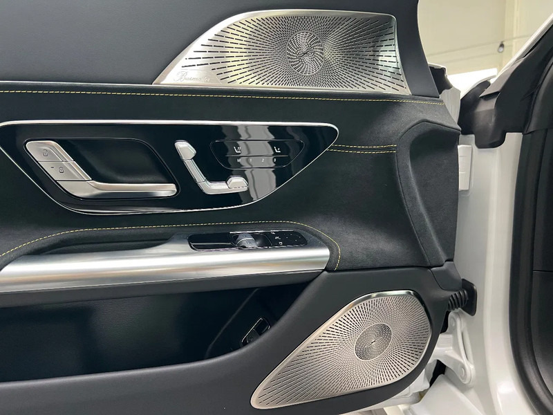 تأجير Mercedes-Benz AMG GT GT63 4MATIC+***NIGHT PAKKET**AERO+BURM*NEW 2025* Mercedes-Benz AMG GT GT63 4MATIC+***NIGHT PAKKET**AERO+BURM*NEW 2025*: صور 13