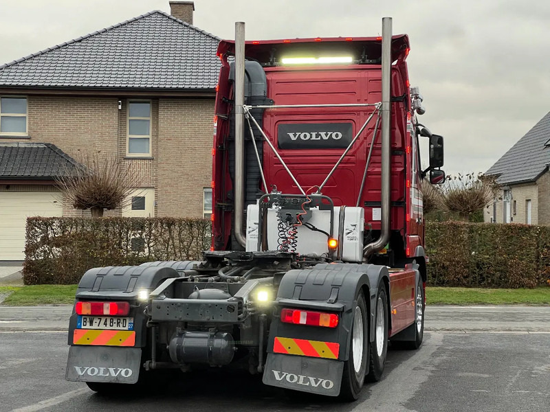 Volvo FH 16.700 Volvo FH16 700 6x4 full options **RETARDER**TV - شاحنة جرار: صور 4 Volvo FH 16.700 Volvo FH16 700 6x4 full options **RETARDER**TV - شاحنة جرار: صور 4