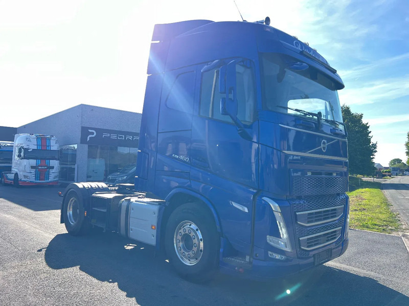 Volvo FH 460 LNG+Diesel **FH460 2022** - شاحنة جرار: صور 5 Volvo FH 460 LNG+Diesel **FH460 2022** - شاحنة جرار: صور 5