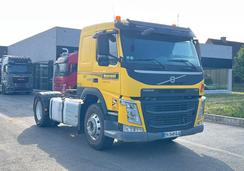 Volvo FM 500 460.000km-FM500 2017-PTO POMP - شاحنة جرار: صور 1 Volvo FM 500 460.000km-FM500 2017-PTO POMP - شاحنة جرار: صور 1