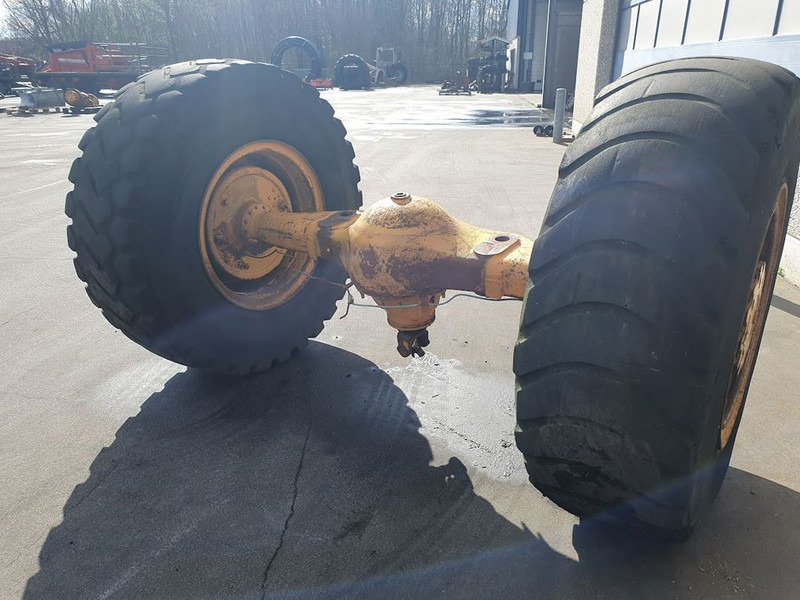 Vissers Mechanisatie As met banden - المحور و قطع الغيار - شاحنة: صور 1 Vissers Mechanisatie As met banden - المحور و قطع الغيار - شاحنة: صور 1