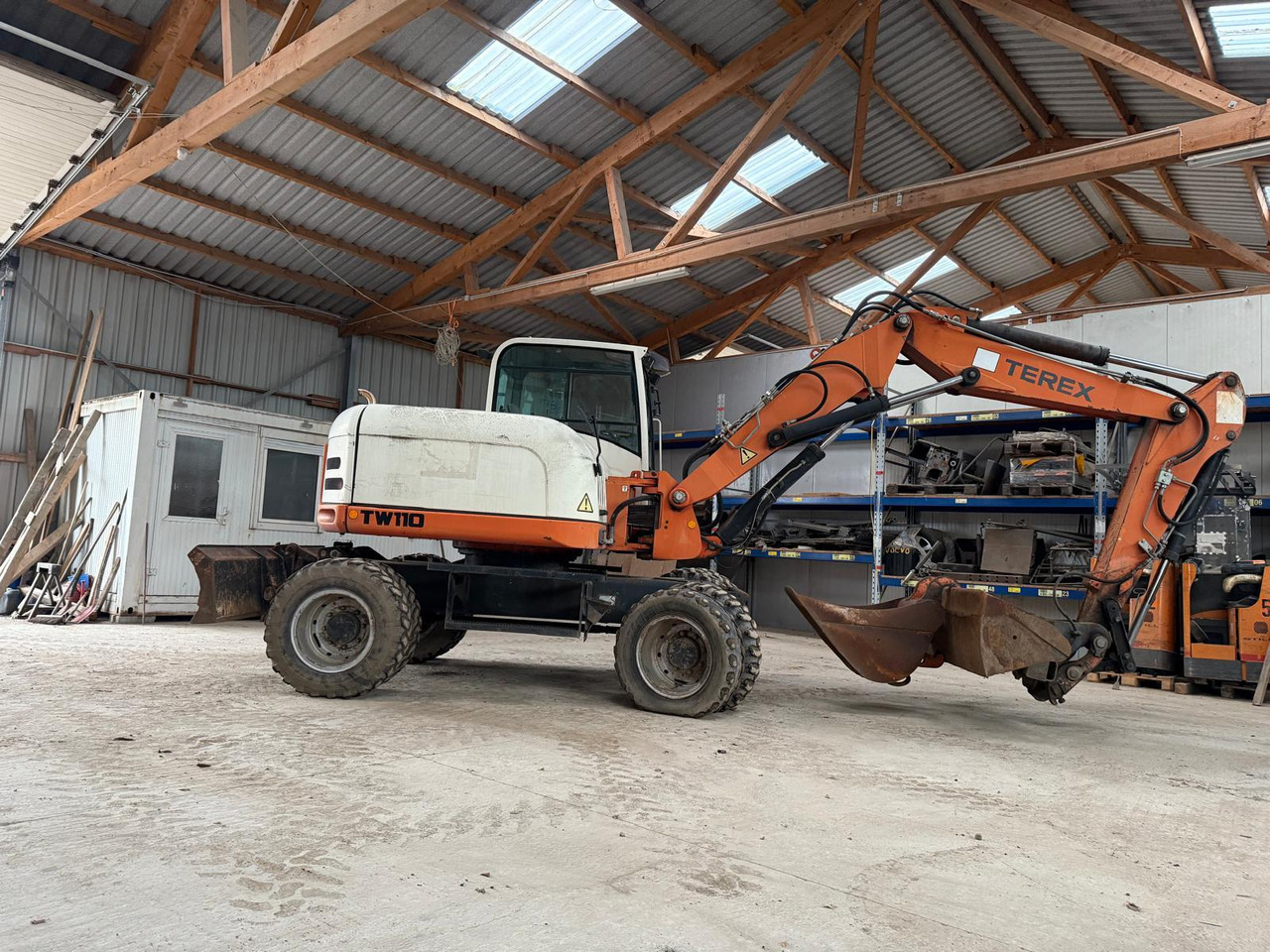 Terex TW 110 Mobil-Excavator - حفارة على عجلات: صور 2 Terex TW 110 Mobil-Excavator - حفارة على عجلات: صور 2