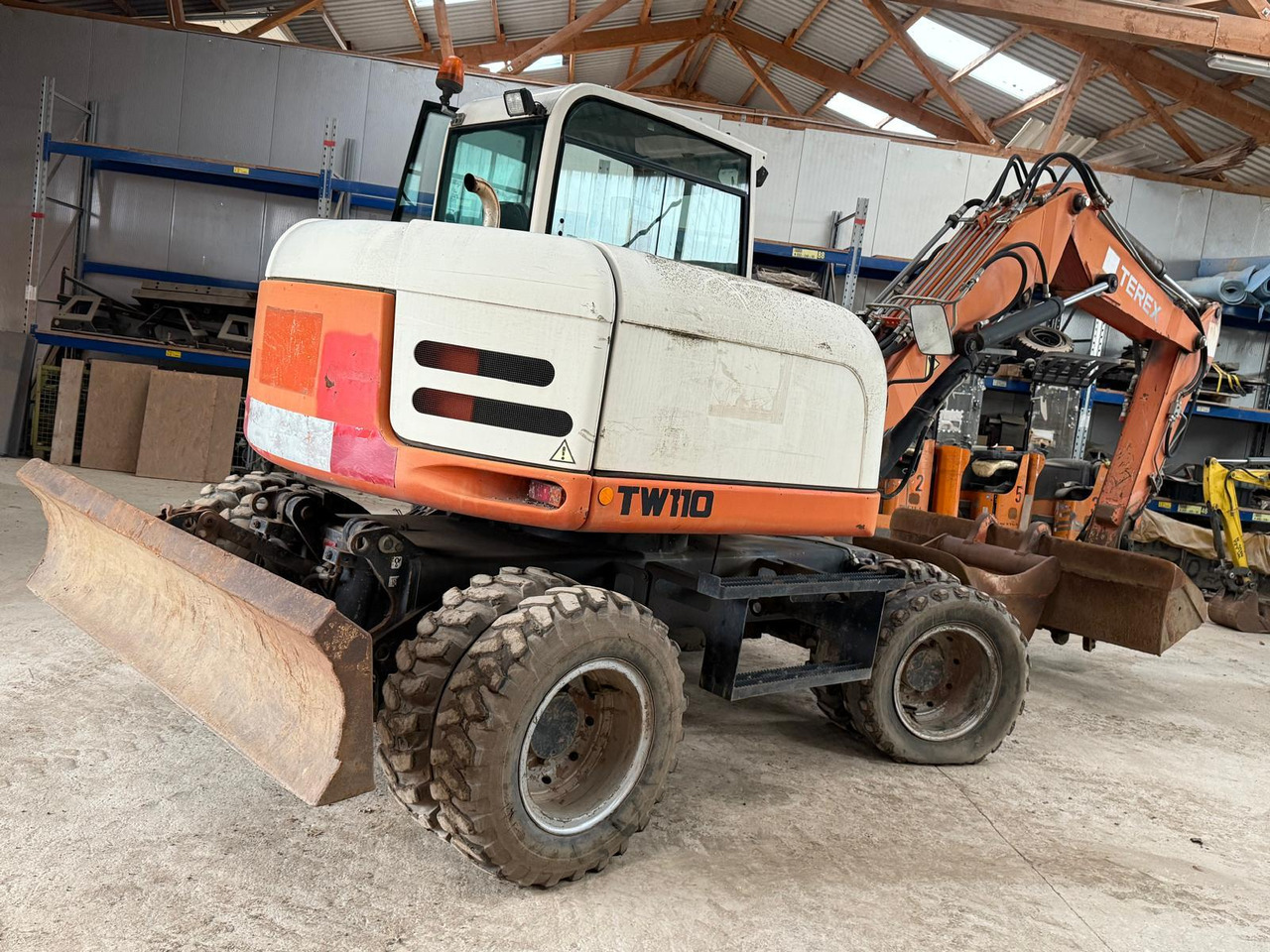 Terex TW 110 Mobil-Excavator - حفارة على عجلات: صور 4 Terex TW 110 Mobil-Excavator - حفارة على عجلات: صور 4