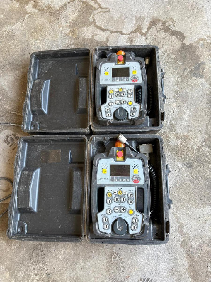 Vögele SUPER 1800-3i modern paver without AdBlue - العامل بالقار: صور 3 Vögele SUPER 1800-3i modern paver without AdBlue - العامل بالقار: صور 3