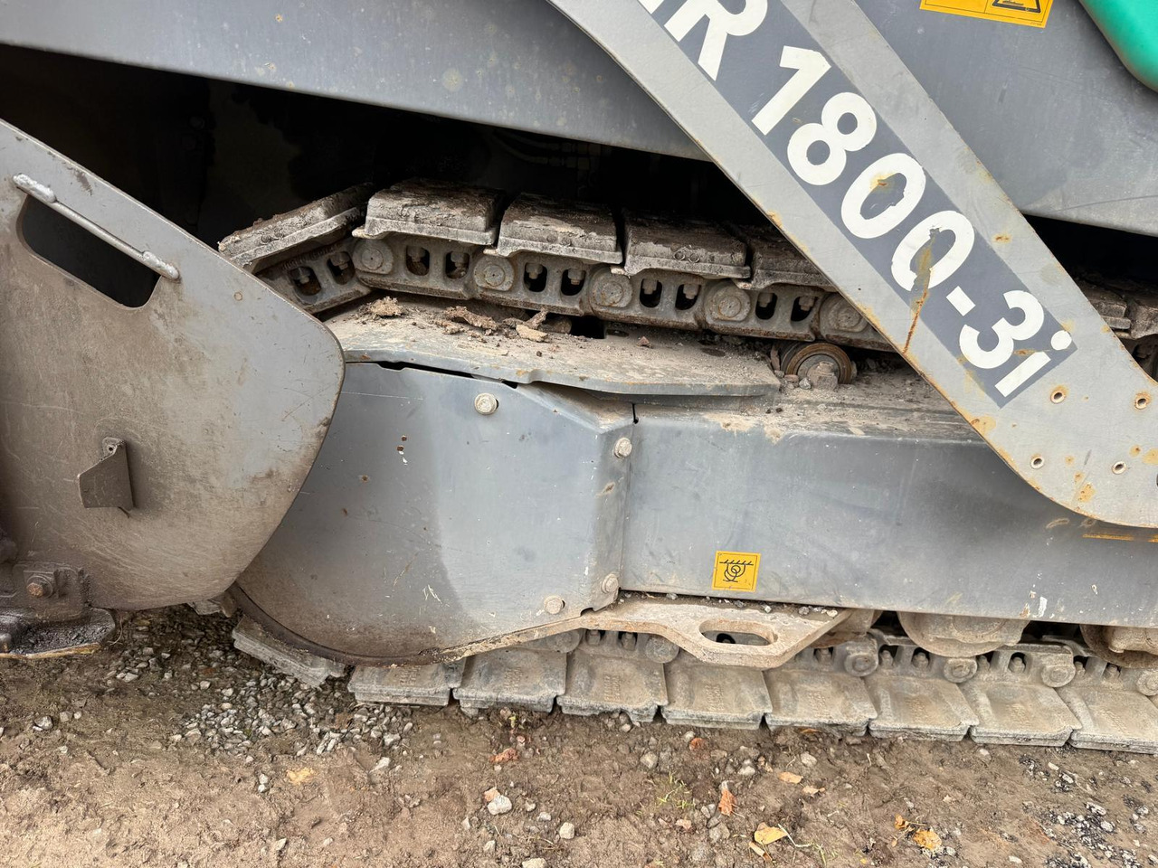 العامل بالقار Vögele SUPER 1800-3i modern paver without AdBlue: صور 19