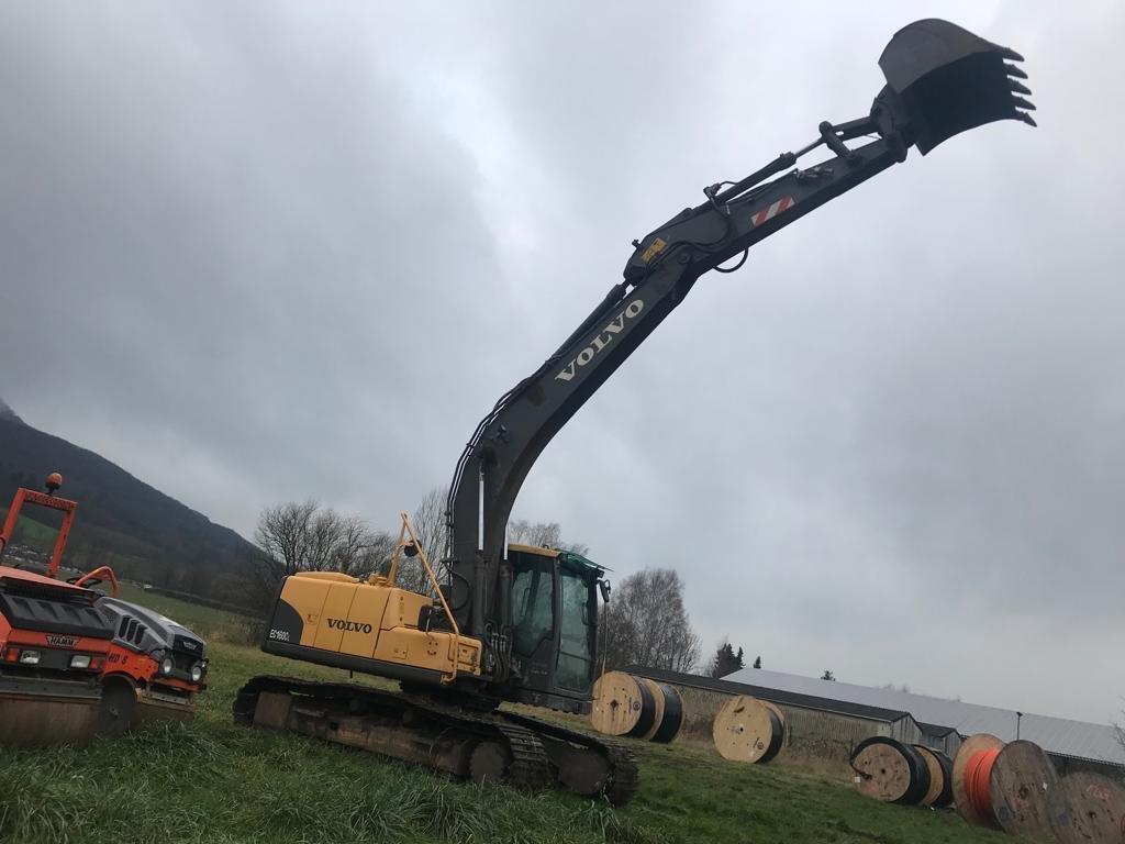 Volvo EC 160 CL well - حفارات زحافة: صور 3 Volvo EC 160 CL well - حفارات زحافة: صور 3