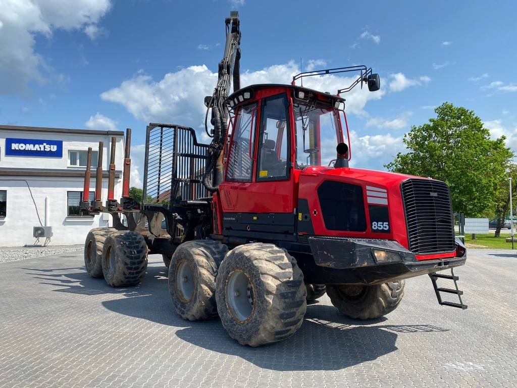 Komatsu 855 - شاحنات نقل الأخشاب في الغابات: صور 1 Komatsu 855 - شاحنات نقل الأخشاب في الغابات: صور 1