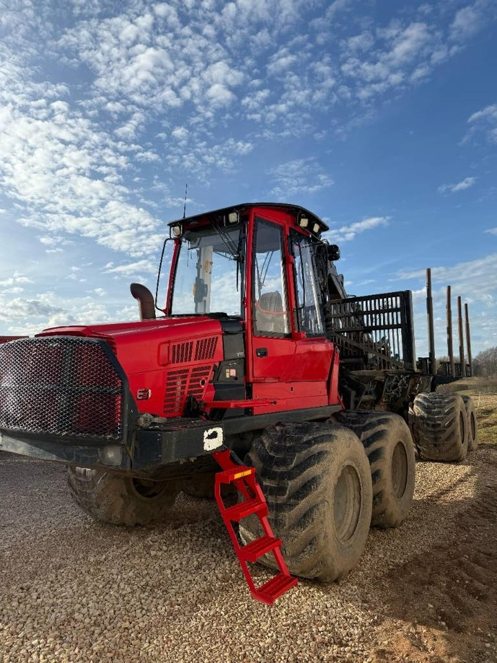 Komatsu 865 - شاحنات نقل الأخشاب في الغابات: صور 1 Komatsu 865 - شاحنات نقل الأخشاب في الغابات: صور 1