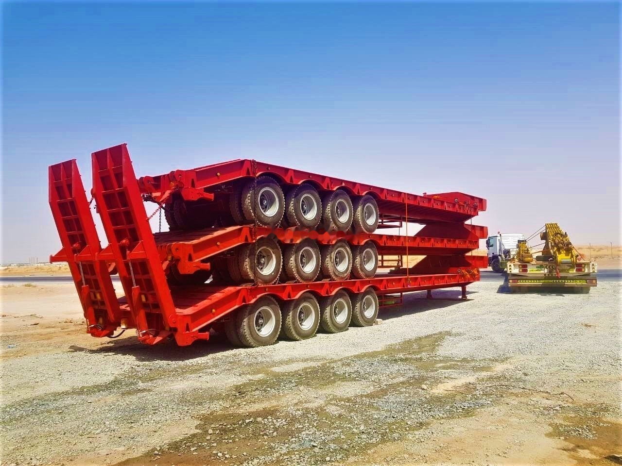 AME 80 Ton Lowbed from Manufacturer Company - عربة مسطحة منخفضة نصف مقطورة: صور 5 AME 80 Ton Lowbed from Manufacturer Company - عربة مسطحة منخفضة نصف مقطورة: صور 5