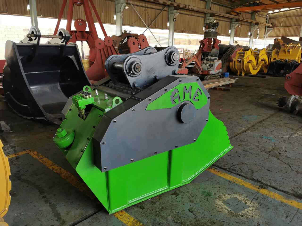 AME MCX 20 Crusher Bucket - بكت - حفارة: صور 3 AME MCX 20 Crusher Bucket - بكت - حفارة: صور 3