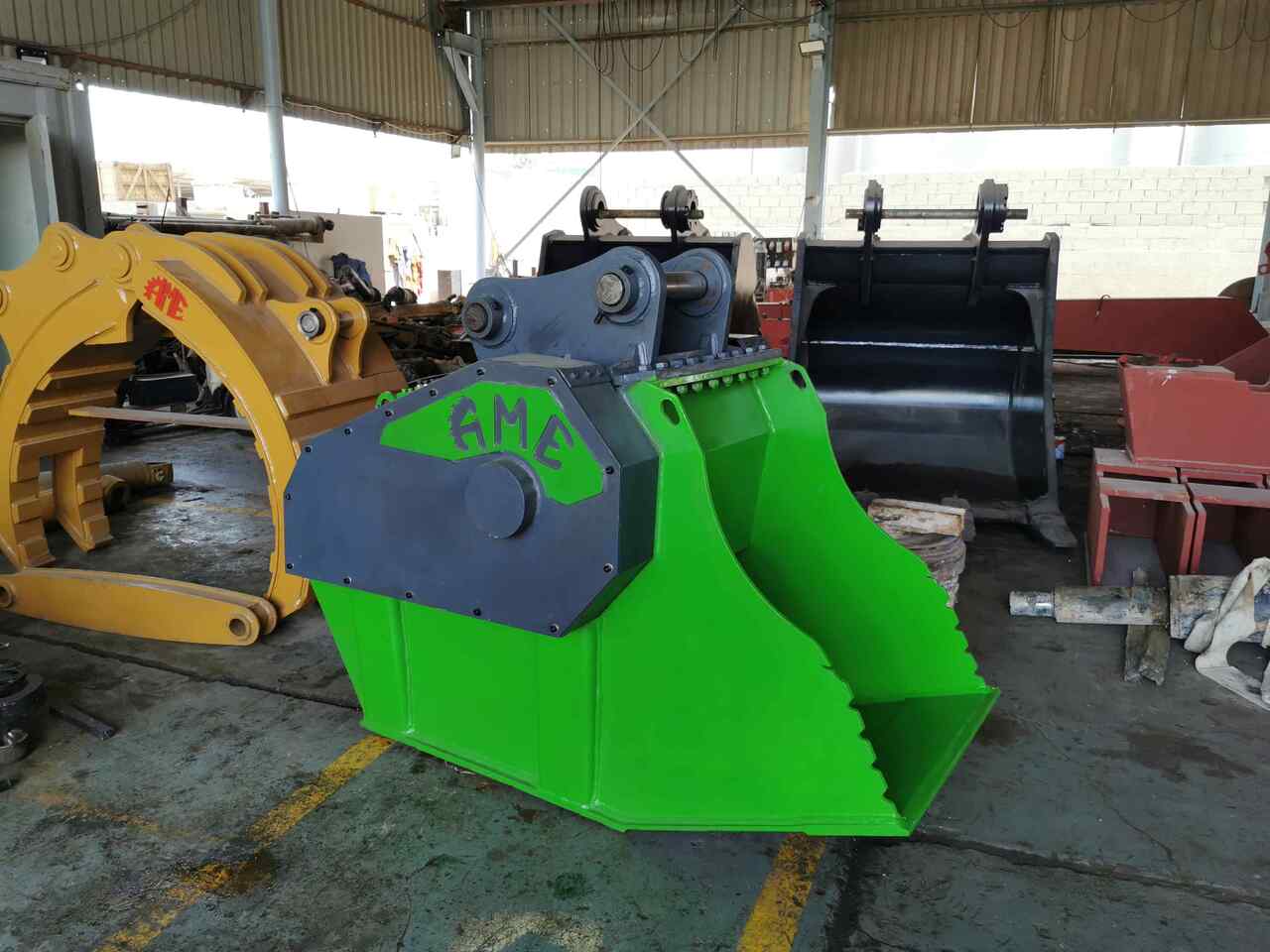 AME MCX 20 Crusher Bucket - بكت - حفارة: صور 2 AME MCX 20 Crusher Bucket - بكت - حفارة: صور 2
