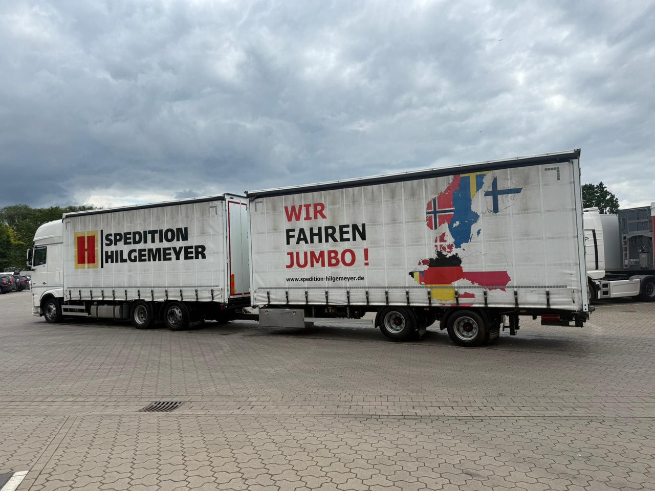 DAF XF 480 FAN LowDeck 6x2 Jumbo Inklusive Anhänger - شاحنة ستارة, مقطورة ستارة: صور 4 DAF XF 480 FAN LowDeck 6x2 Jumbo Inklusive Anhänger - شاحنة ستارة, مقطورة ستارة: صور 4