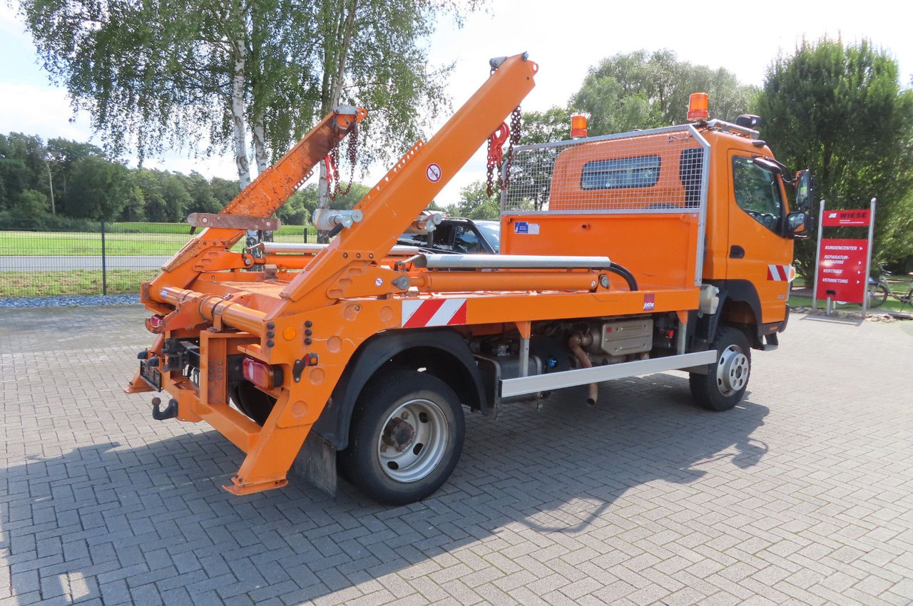 FUSO Canter 6 C 18 4x4 Kommunal Winterdienst - قلاب صغير: صور 2 FUSO Canter 6 C 18 4x4 Kommunal Winterdienst - قلاب صغير: صور 2