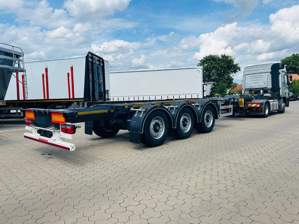 Kässbohrer K.SHG Multi Containerchassis ausziehbar - شاحنات الحاويات/ جسم علوي قابل للتغيير نصف مقطورة: صور 2 Kässbohrer K.SHG Multi Containerchassis ausziehbar - شاحنات الحاويات/ جسم علوي قابل للتغيير نصف مقطورة: صور 2