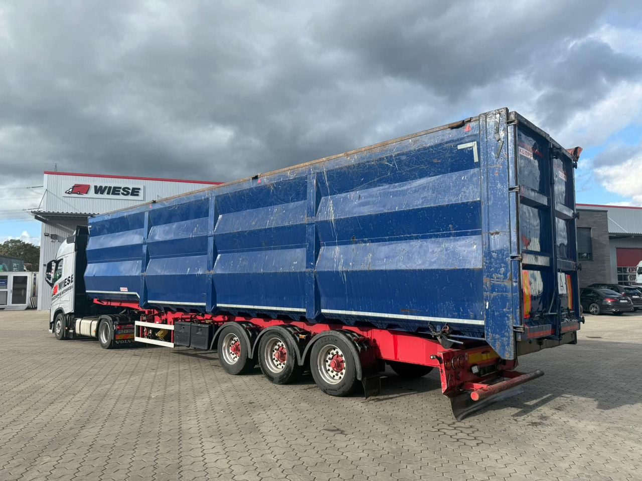 Kempf SKM 35/3 Großraummulde für Schrott 85m³ - قلابة نصف مقطورة: صور 4 Kempf SKM 35/3 Großraummulde für Schrott 85m³ - قلابة نصف مقطورة: صور 4