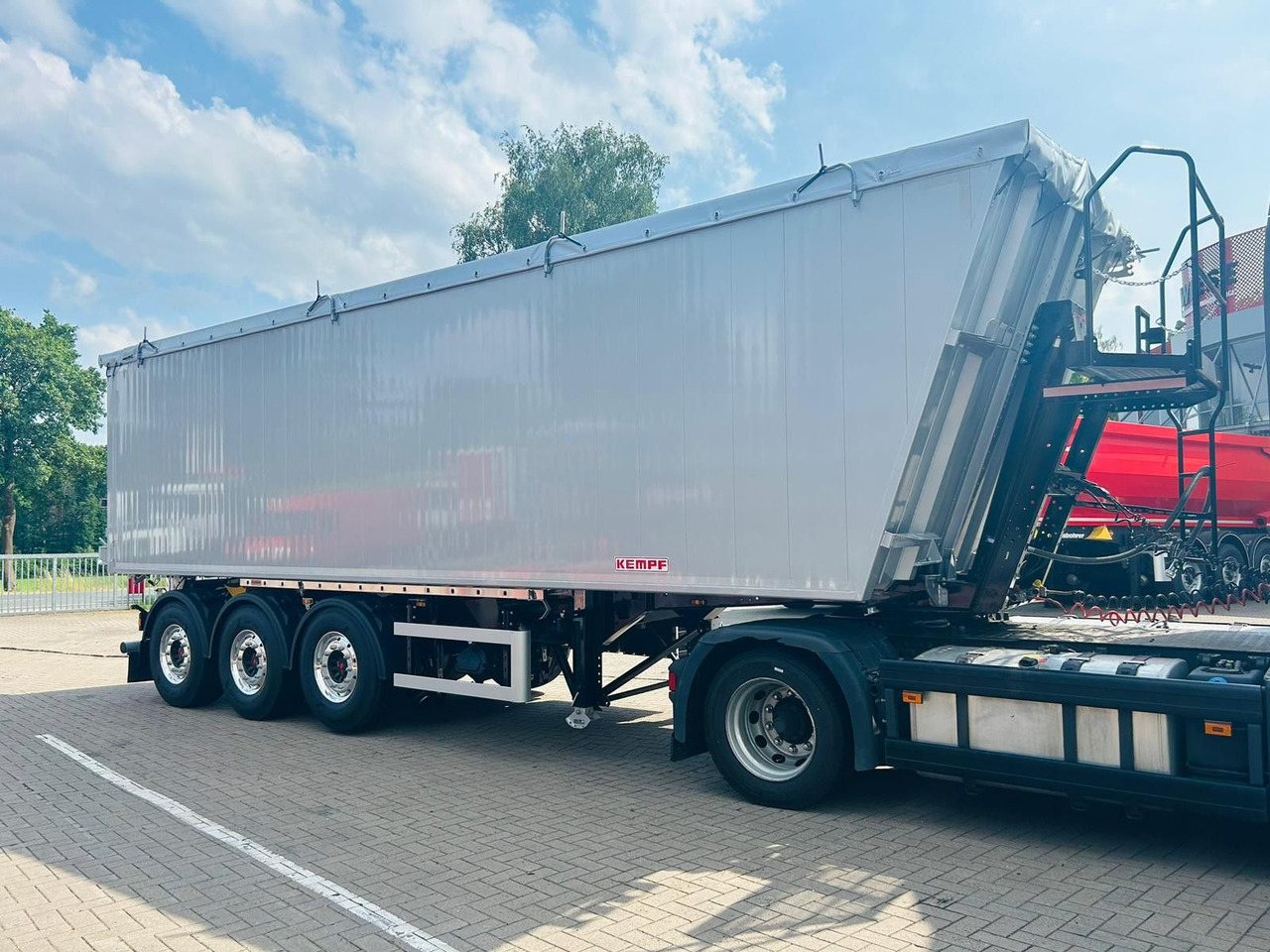 Kempf SKM 36/3 AK 3-Achs Alu Sattelkipper 50m³ - قلابة نصف مقطورة: صور 2 Kempf SKM 36/3 AK 3-Achs Alu Sattelkipper 50m³ - قلابة نصف مقطورة: صور 2