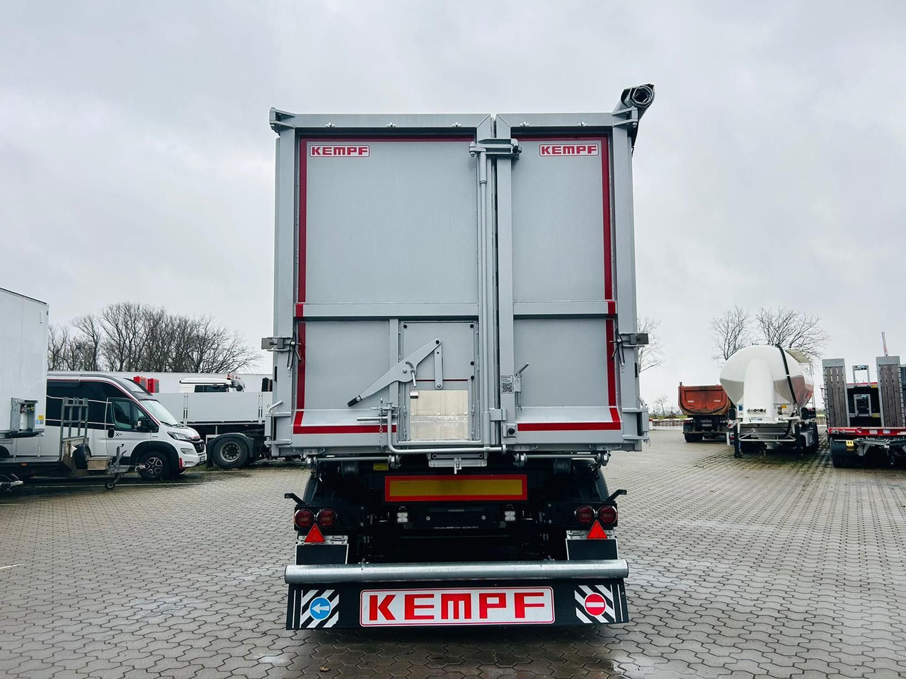Kempf SKM 36/3 AK Alu Kipper 55 m³ Waschgerät - قلابة نصف مقطورة: صور 5 Kempf SKM 36/3 AK Alu Kipper 55 m³ Waschgerät - قلابة نصف مقطورة: صور 5