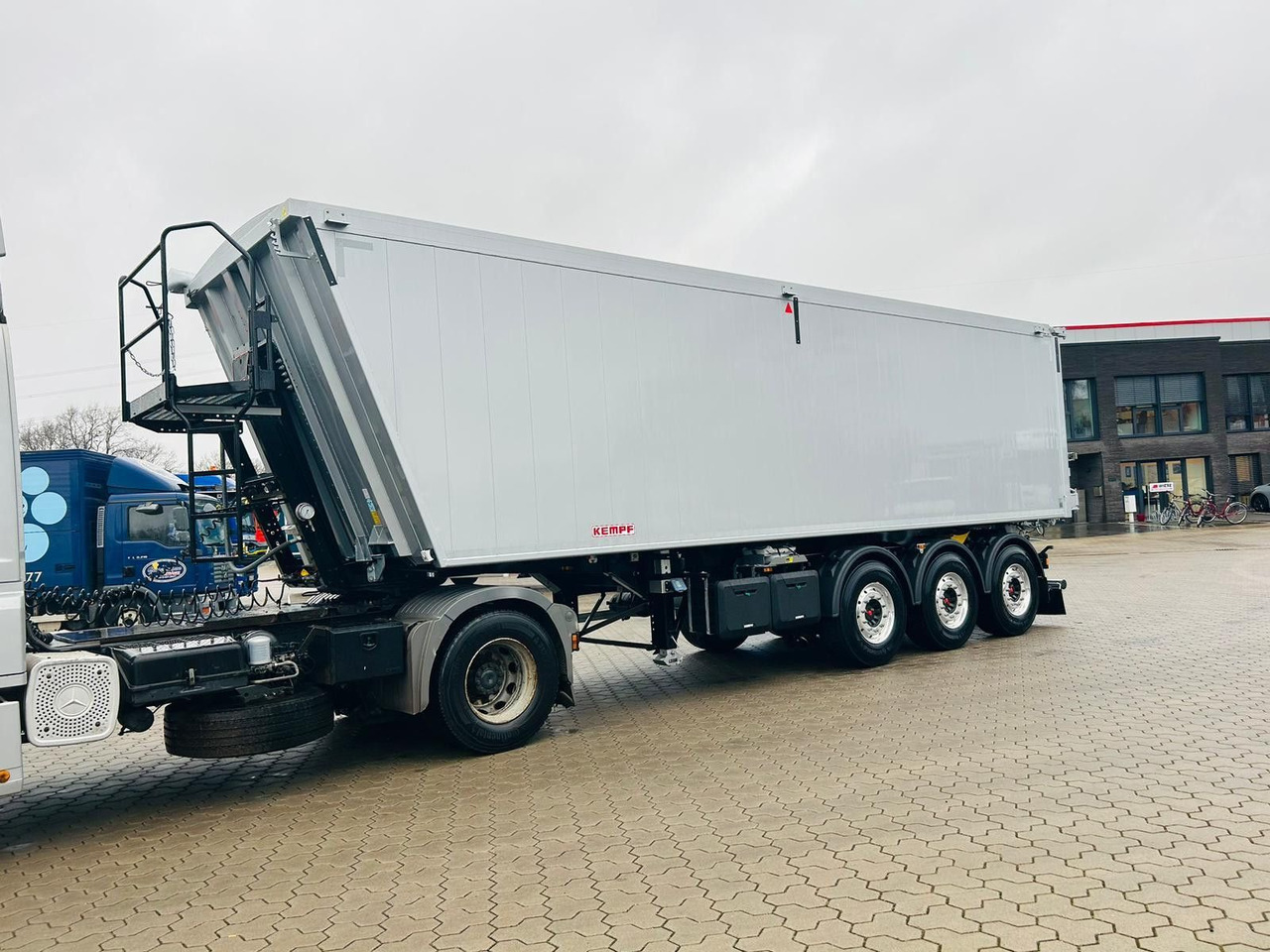 Kempf SKM 36/3 AK Alu Kipper 55 m³ Waschgerät - قلابة نصف مقطورة: صور 4 Kempf SKM 36/3 AK Alu Kipper 55 m³ Waschgerät - قلابة نصف مقطورة: صور 4
