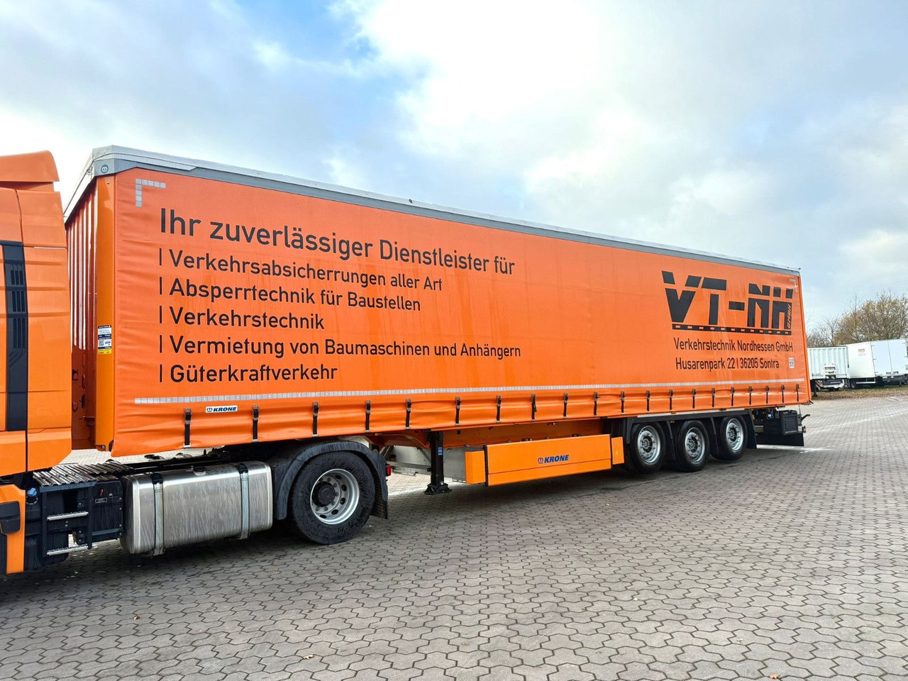 Krone Schiebeplanen Auflieger Wie Neu Code XL - الخيمة نصف مقطورة: صور 2 Krone Schiebeplanen Auflieger Wie Neu Code XL - الخيمة نصف مقطورة: صور 2