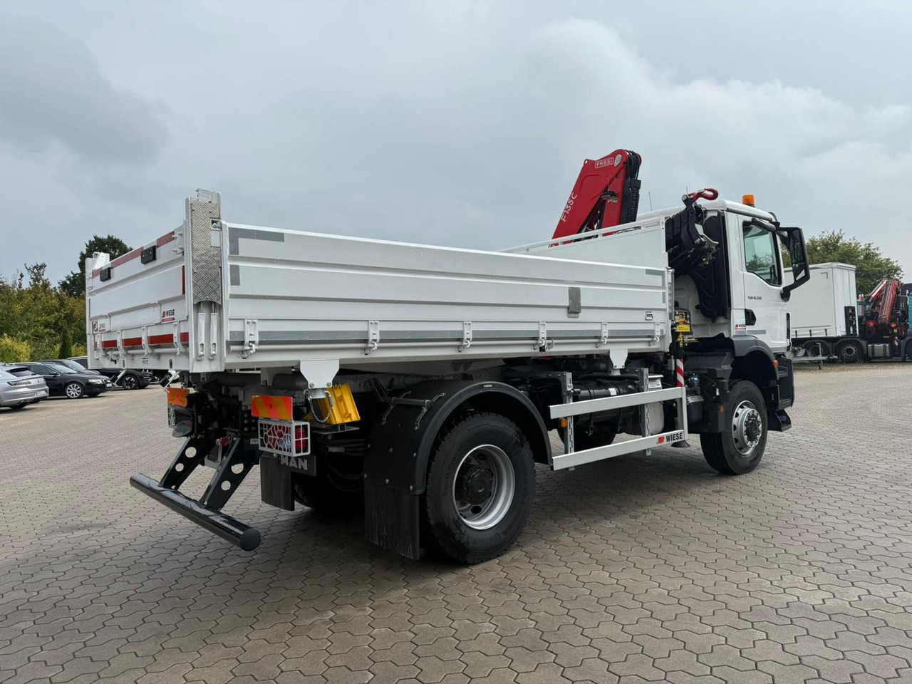 MAN 18.320 4x4 mit Fassi Ladekran Sofort Verfügbar - شاحنة كرين: صور 4 MAN 18.320 4x4 mit Fassi Ladekran Sofort Verfügbar - شاحنة كرين: صور 4