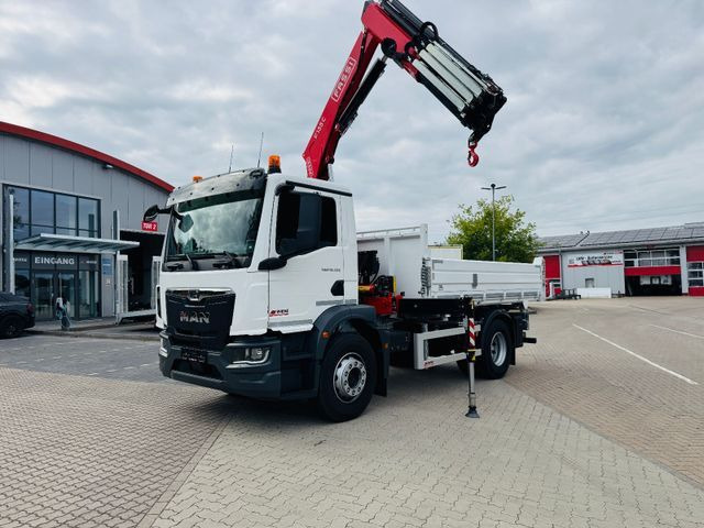 MAN 18.320 4x4 mit Fassi Ladekran Sofort Verfügbar - قلابات, شاحنة كرين: صور 3 MAN 18.320 4x4 mit Fassi Ladekran Sofort Verfügbar - قلابات, شاحنة كرين: صور 3