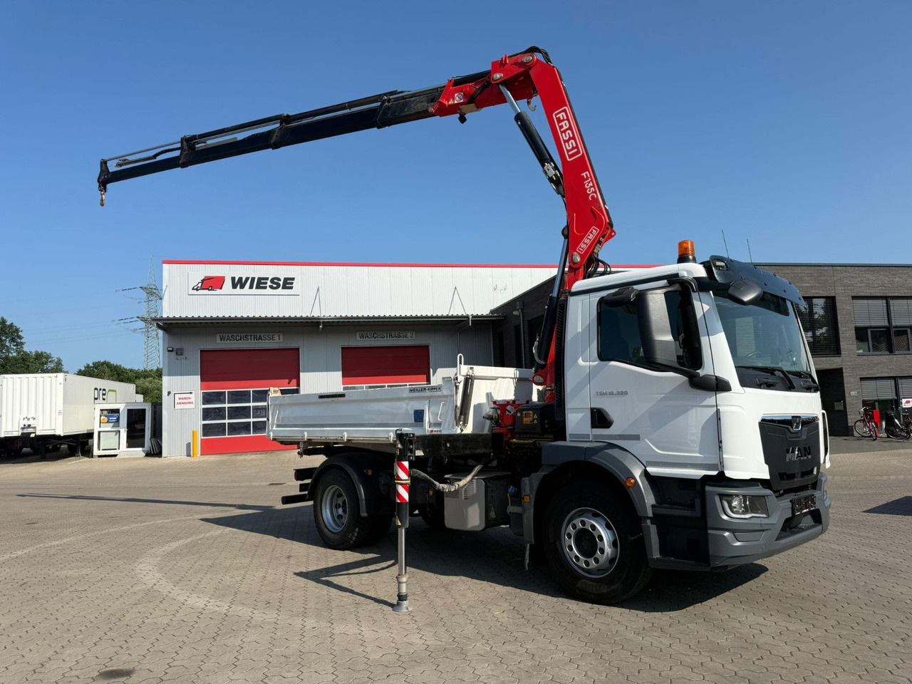 MAN TGM 18.320 4x2 BB mit Fassi F135 Kipper Kran - قلابات, شاحنة كرين: صور 1 MAN TGM 18.320 4x2 BB mit Fassi F135 Kipper Kran - قلابات, شاحنة كرين: صور 1