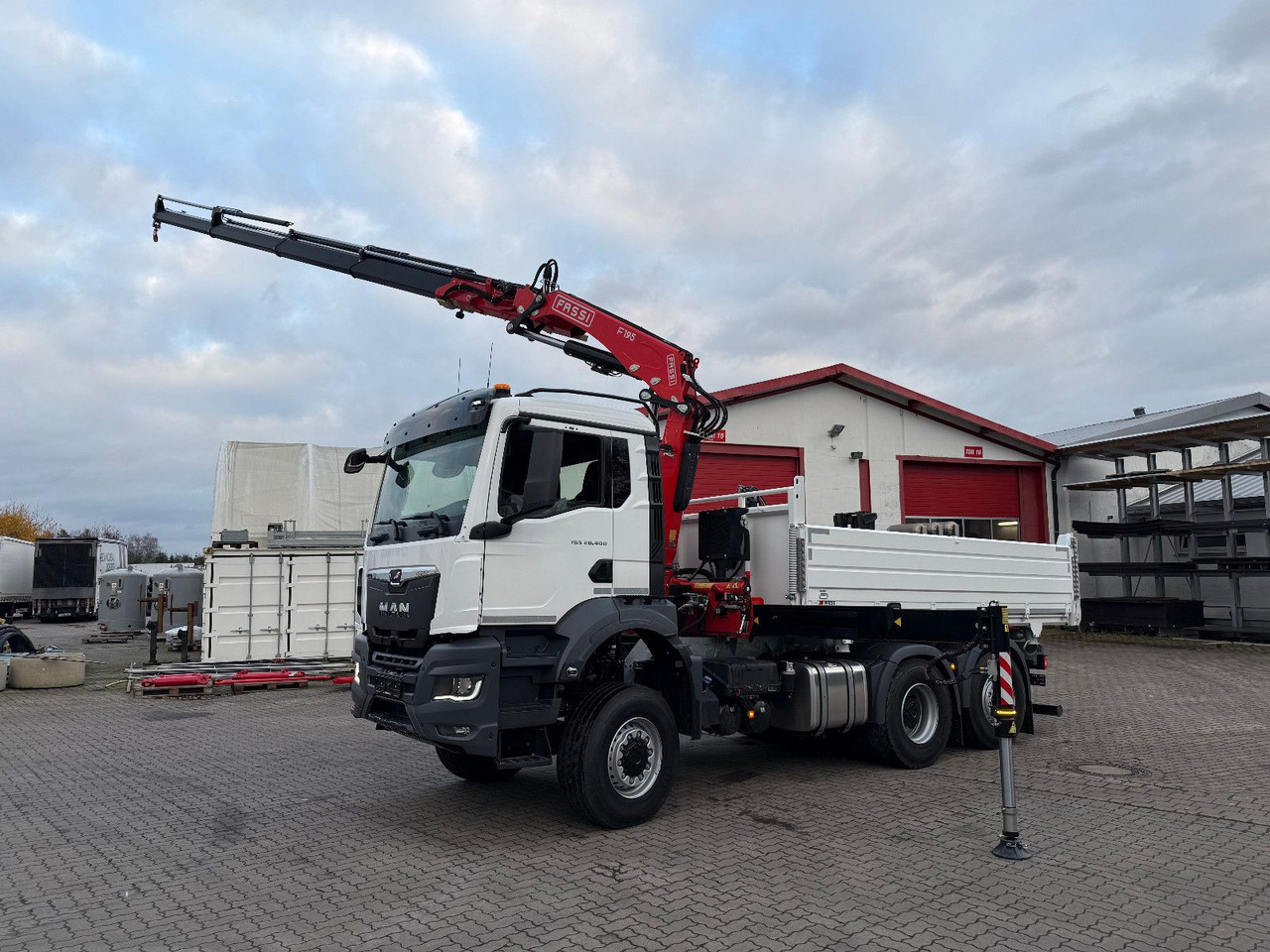 MAN TGS 26.400 6x4 Krankipper Fassi/SOFORT VERFÜGBAR - شاحنة كرين: صور 4 MAN TGS 26.400 6x4 Krankipper Fassi/SOFORT VERFÜGBAR - شاحنة كرين: صور 4