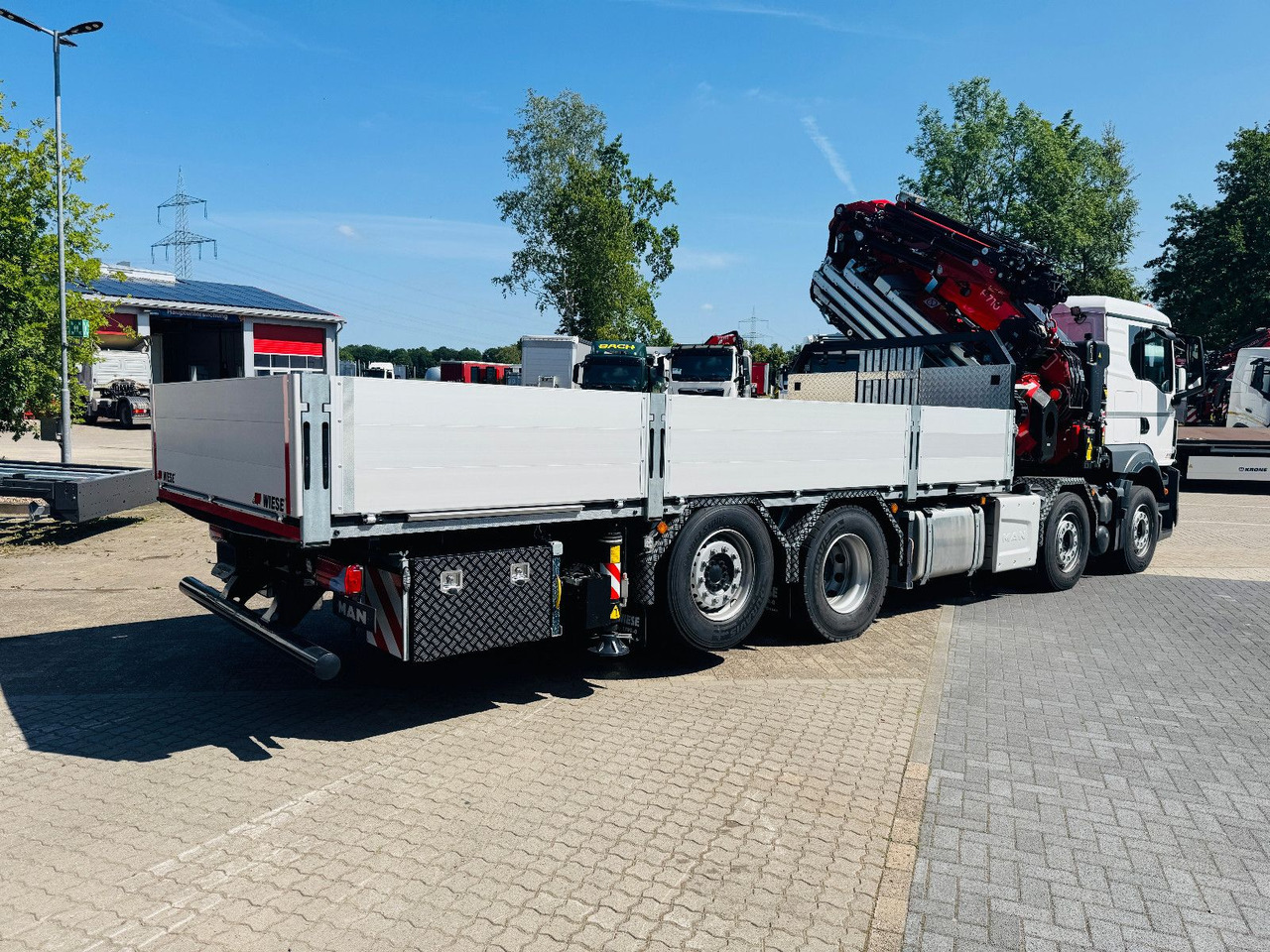 MAN TGS 32.510 mit F710 Frontkran sofort - شاحنة, شاحنة كرين: صور 2 MAN TGS 32.510 mit F710 Frontkran sofort - شاحنة, شاحنة كرين: صور 2