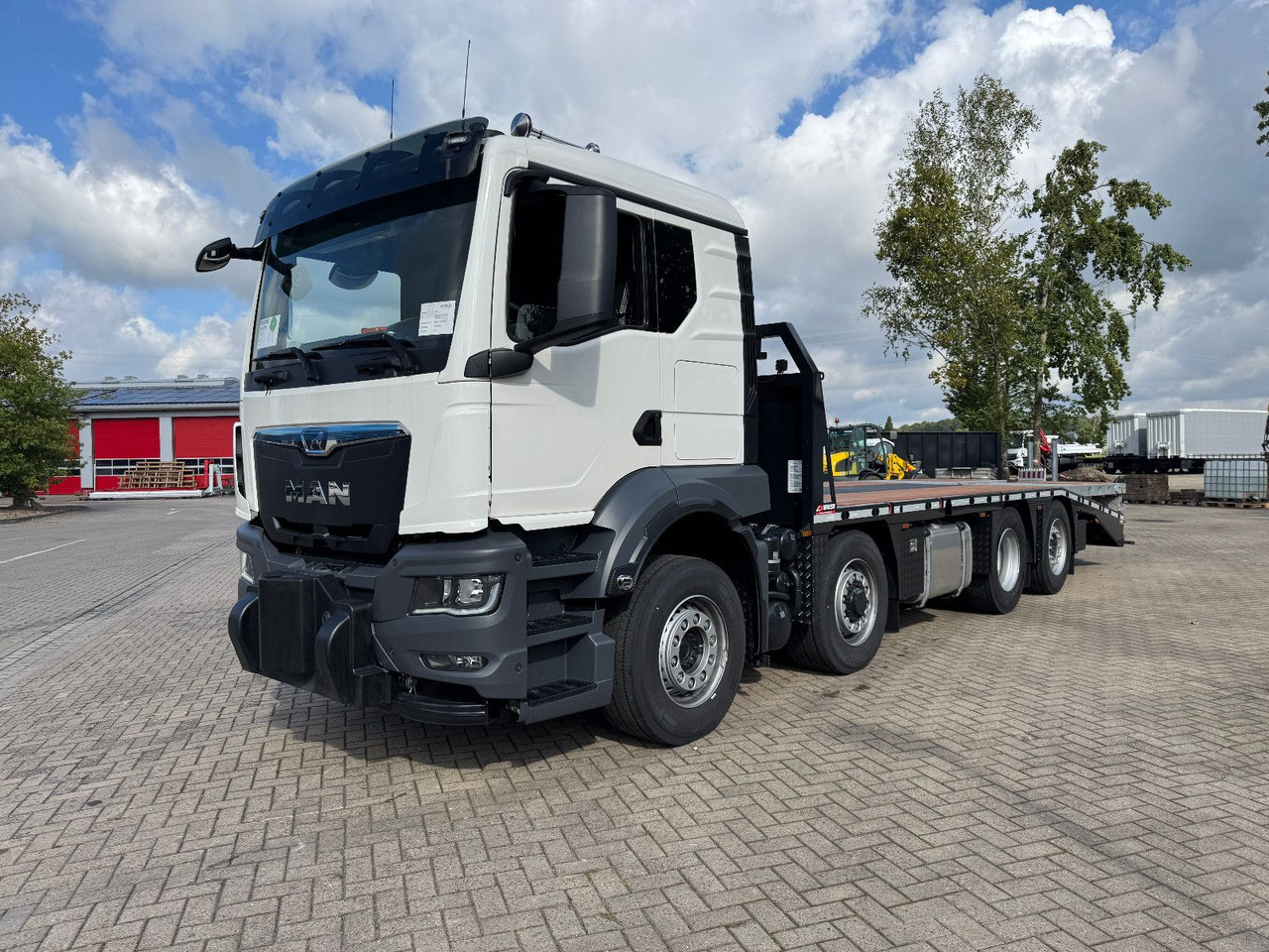 MAN TGS 35.520 8x2H Baumaschinentransporter - سيارة السحب للتصليح: صور 1 MAN TGS 35.520 8x2H Baumaschinentransporter - سيارة السحب للتصليح: صور 1
