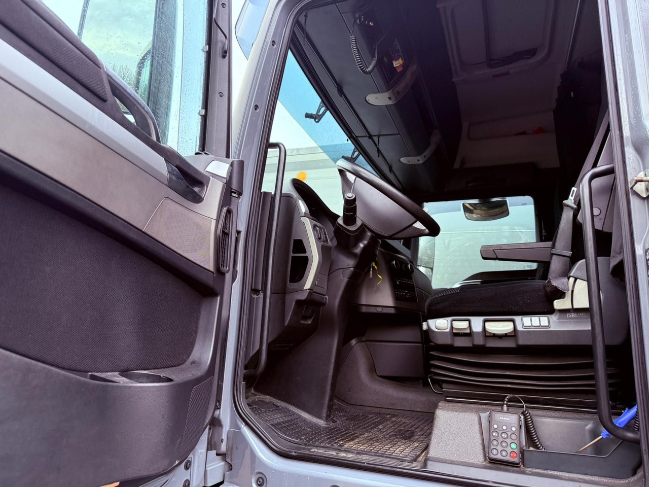 MAN TGX 18.440 LL Volumen LKW mit Staplerhalterung MAN TGX 18.440 LL Volumen LKW mit Staplerhalterung - شاحنة ستارة: صور 5 MAN TGX 18.440 LL Volumen LKW mit Staplerhalterung MAN TGX 18.440 LL Volumen LKW mit Staplerhalterung - شاحنة ستارة: صور 5