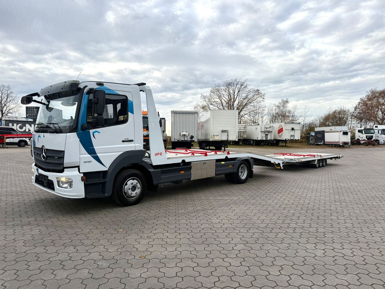 Mercedes-Benz Atego 918L Autotransporter mit BFZ Anhänger - شاحنة نقل سيارات شاحنة: صور 4 Mercedes-Benz Atego 918L Autotransporter mit BFZ Anhänger - شاحنة نقل سيارات شاحنة: صور 4