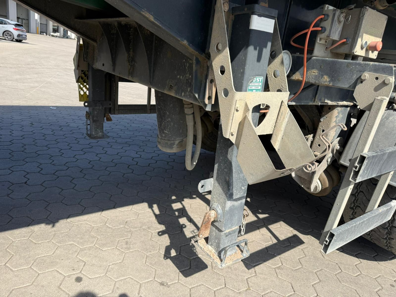 قلابة نصف مقطورة Schwarzmüller 2 Achs Dreiseitenkipper 21m³ mit elektr. Verdeck: صور 12
