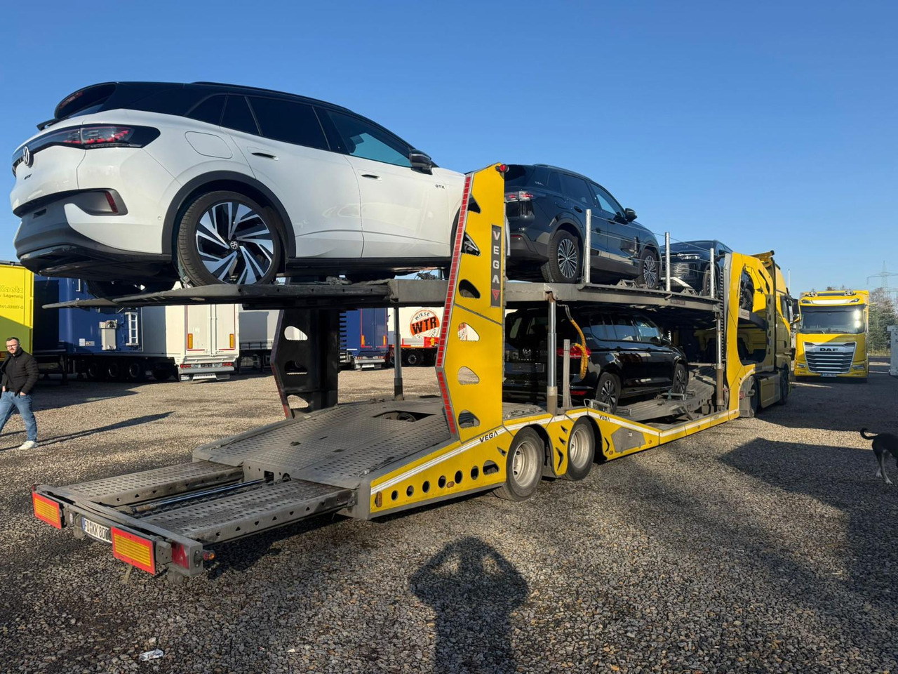 VEGA 2-Achs Autotransporter Neuwertig - شاحنة نقل سيارات نصف مقطورة: صور 2 VEGA 2-Achs Autotransporter Neuwertig - شاحنة نقل سيارات نصف مقطورة: صور 2