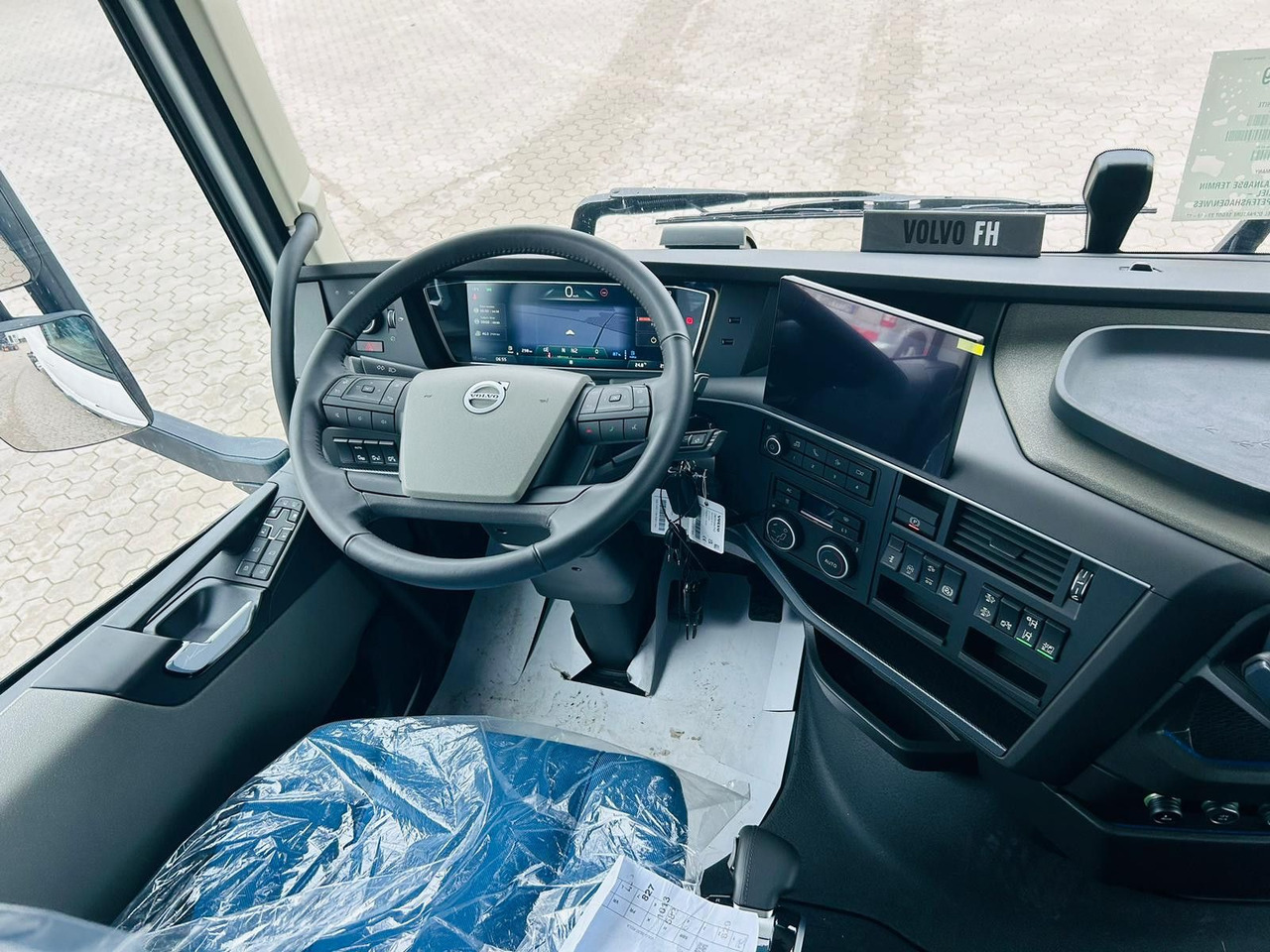 سيارة السحب للتصليح Volvo FH 500 8x2 Arbeitsbühnen Transporter LBW 9t: صور 10
