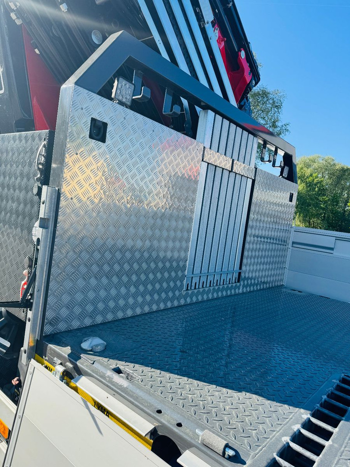 Volvo FH 500 8x2 mit F710RA.2.27 L426 und V20 Winde - شاحنة, شاحنة كرين: صور 3 Volvo FH 500 8x2 mit F710RA.2.27 L426 und V20 Winde - شاحنة, شاحنة كرين: صور 3