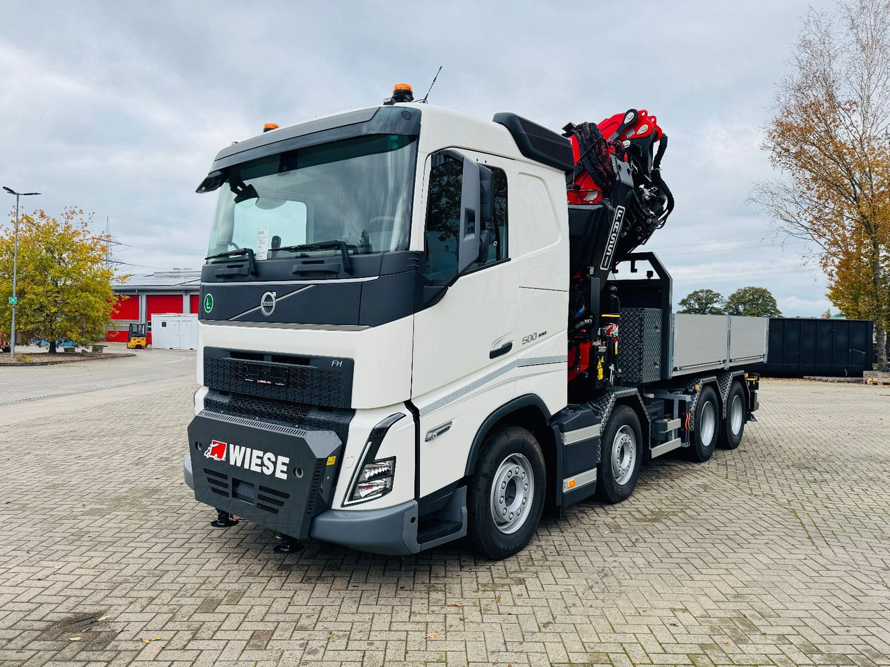 Volvo FH 500 8x4 Kran F820 RA2.27 Jib & Winde Sofort - شاحنات مسطحة, شاحنة كرين: صور 1 Volvo FH 500 8x4 Kran F820 RA2.27 Jib & Winde Sofort - شاحنات مسطحة, شاحنة كرين: صور 1