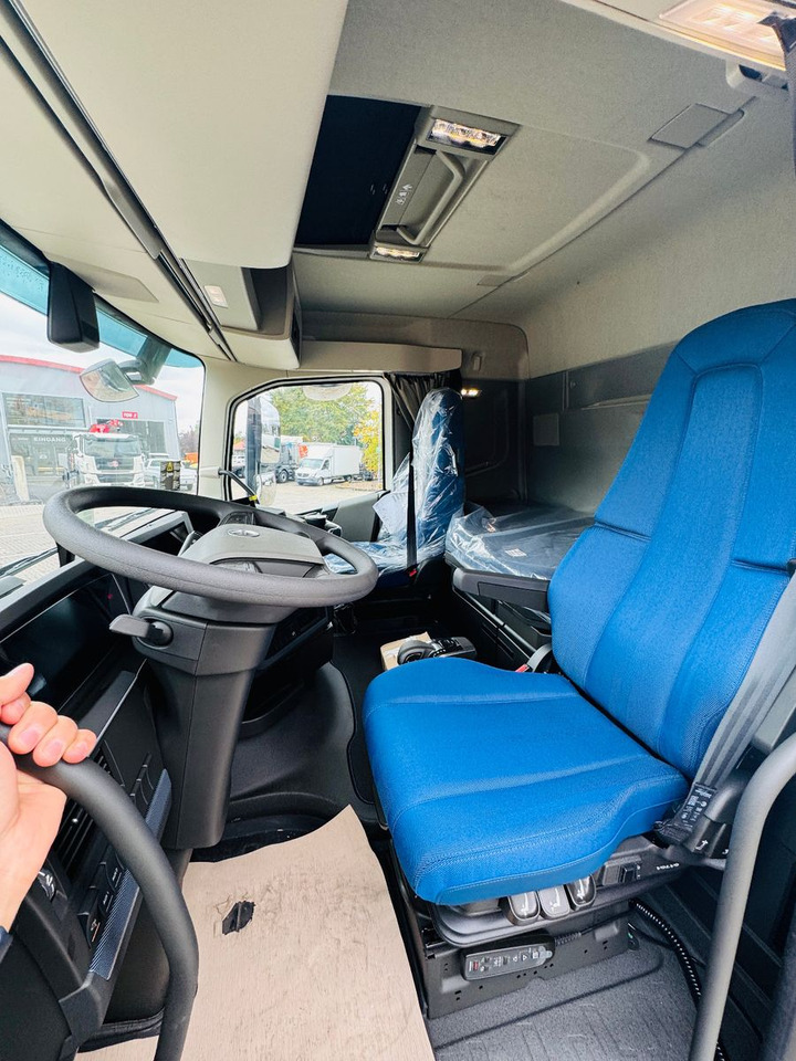 شاحنة, شاحنة كرين Volvo FH 500 8x4 Kran F820 RA2.27 Jib & Winde Sofort: صور 8 شاحنة, شاحنة كرين Volvo FH 500 8x4 Kran F820 RA2.27 Jib & Winde Sofort: صور 8